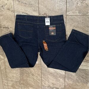 NWT size 44x34 regular fit Dickies Men's Blue Jeans